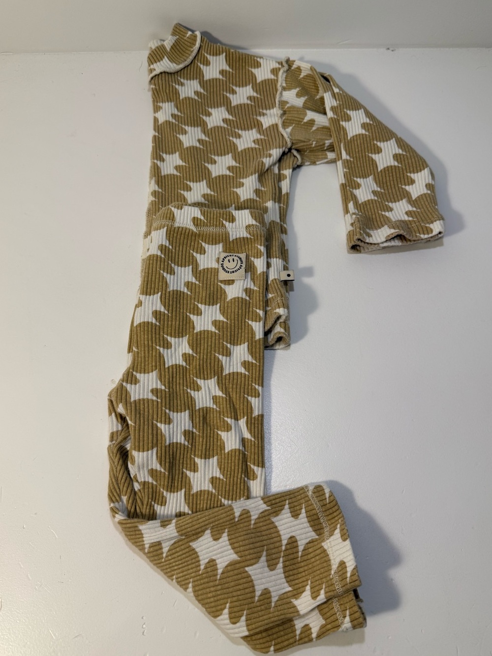 Apricot Studios Matching Set – Size 100 🤎